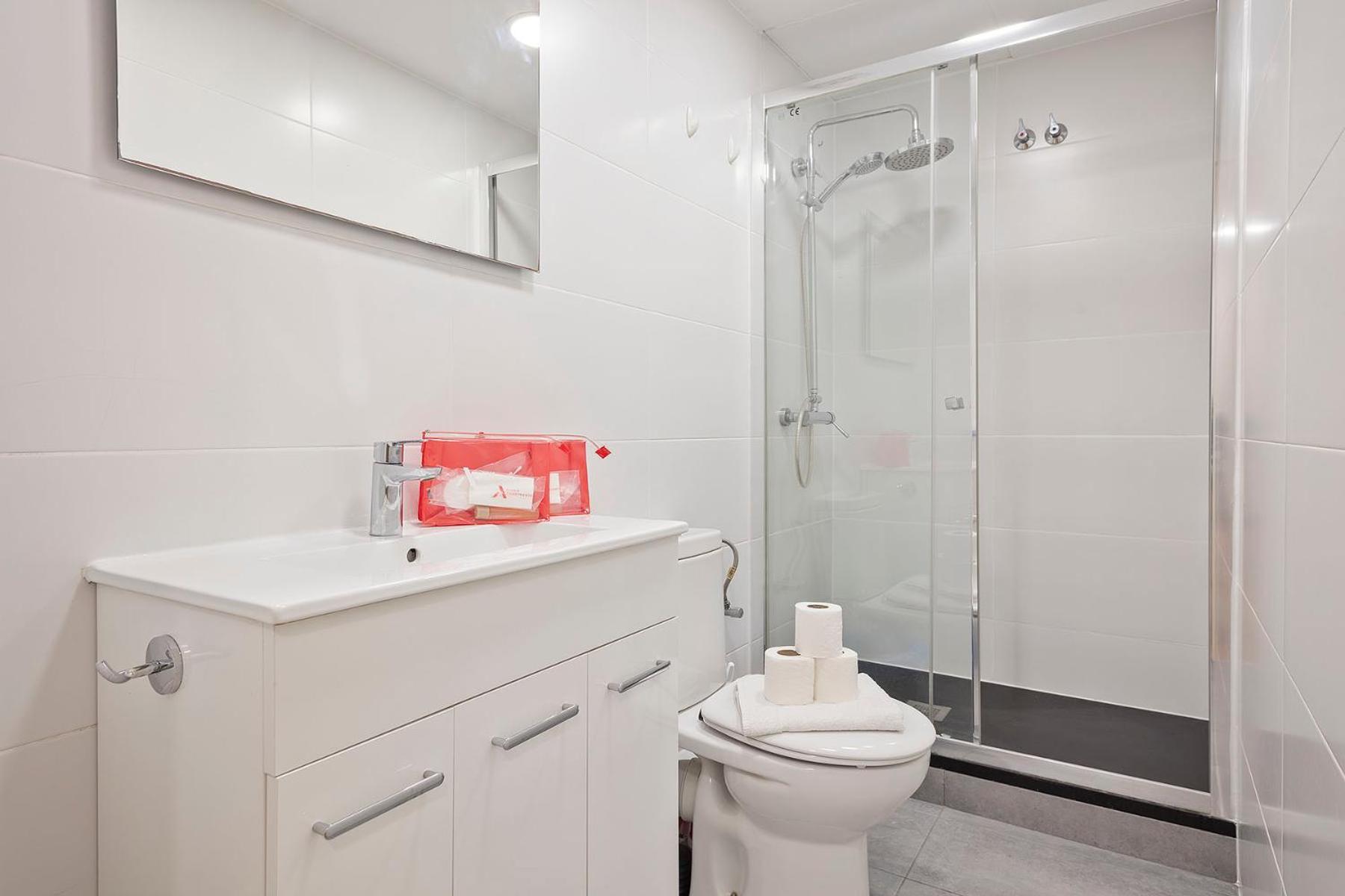 Alcam Paseo San Juan Apartment Barcelona Exterior photo